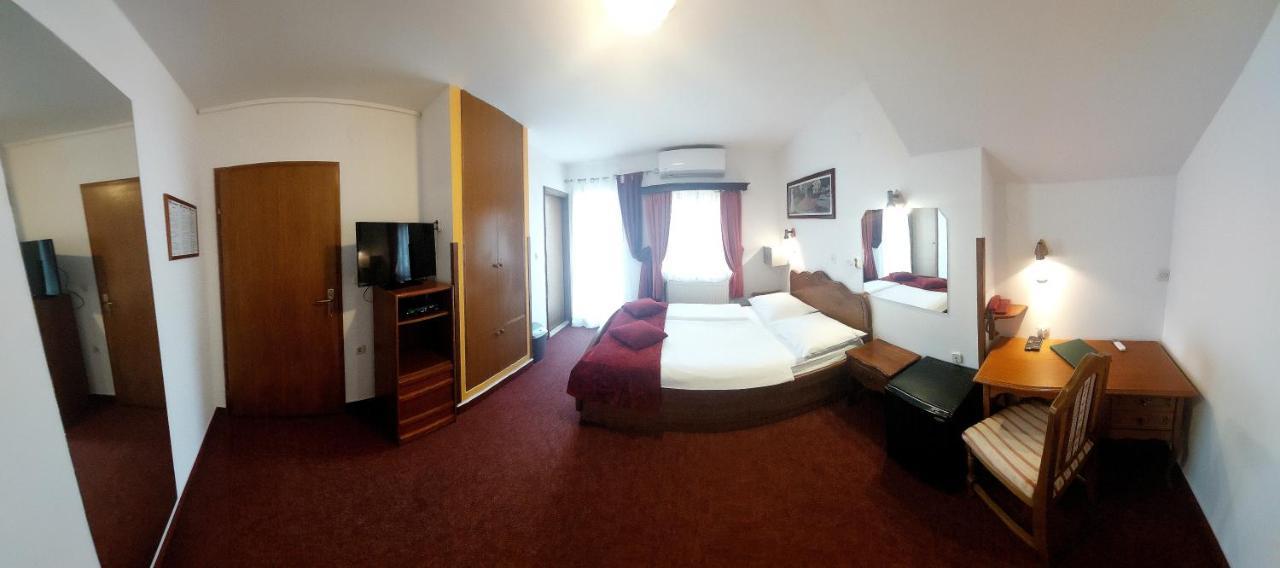 Hotel Garten Slavonski Brod Extérieur photo