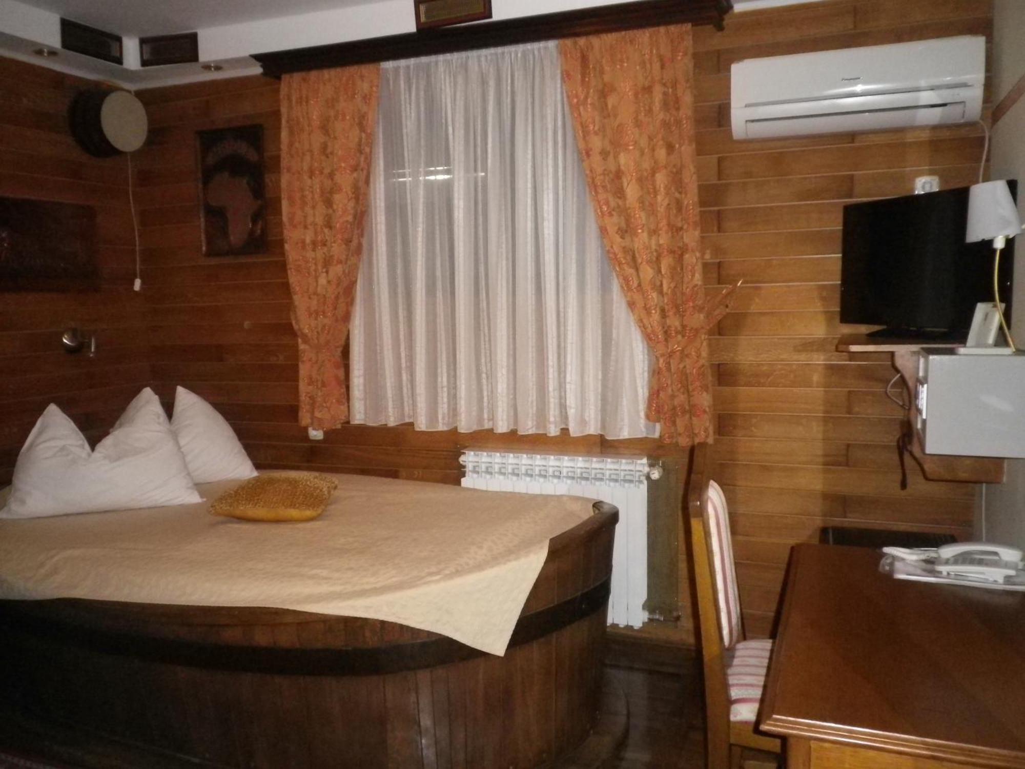 Hotel Garten Slavonski Brod Chambre photo