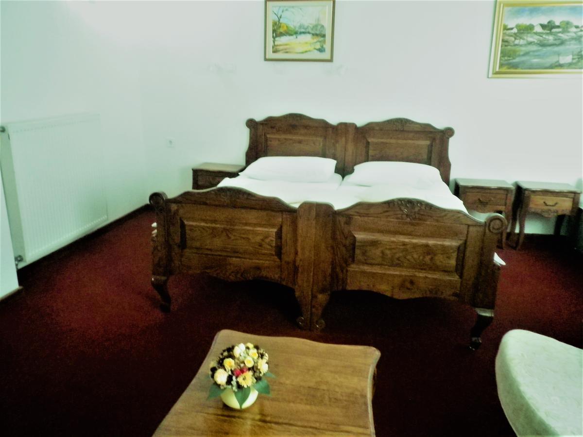 Hotel Garten Slavonski Brod Extérieur photo
