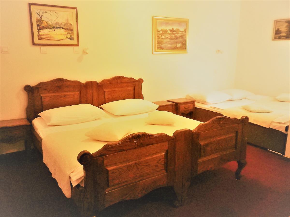 Hotel Garten Slavonski Brod Extérieur photo