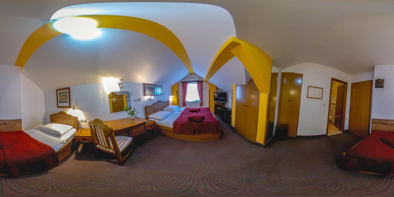 Hotel Garten Slavonski Brod Extérieur photo