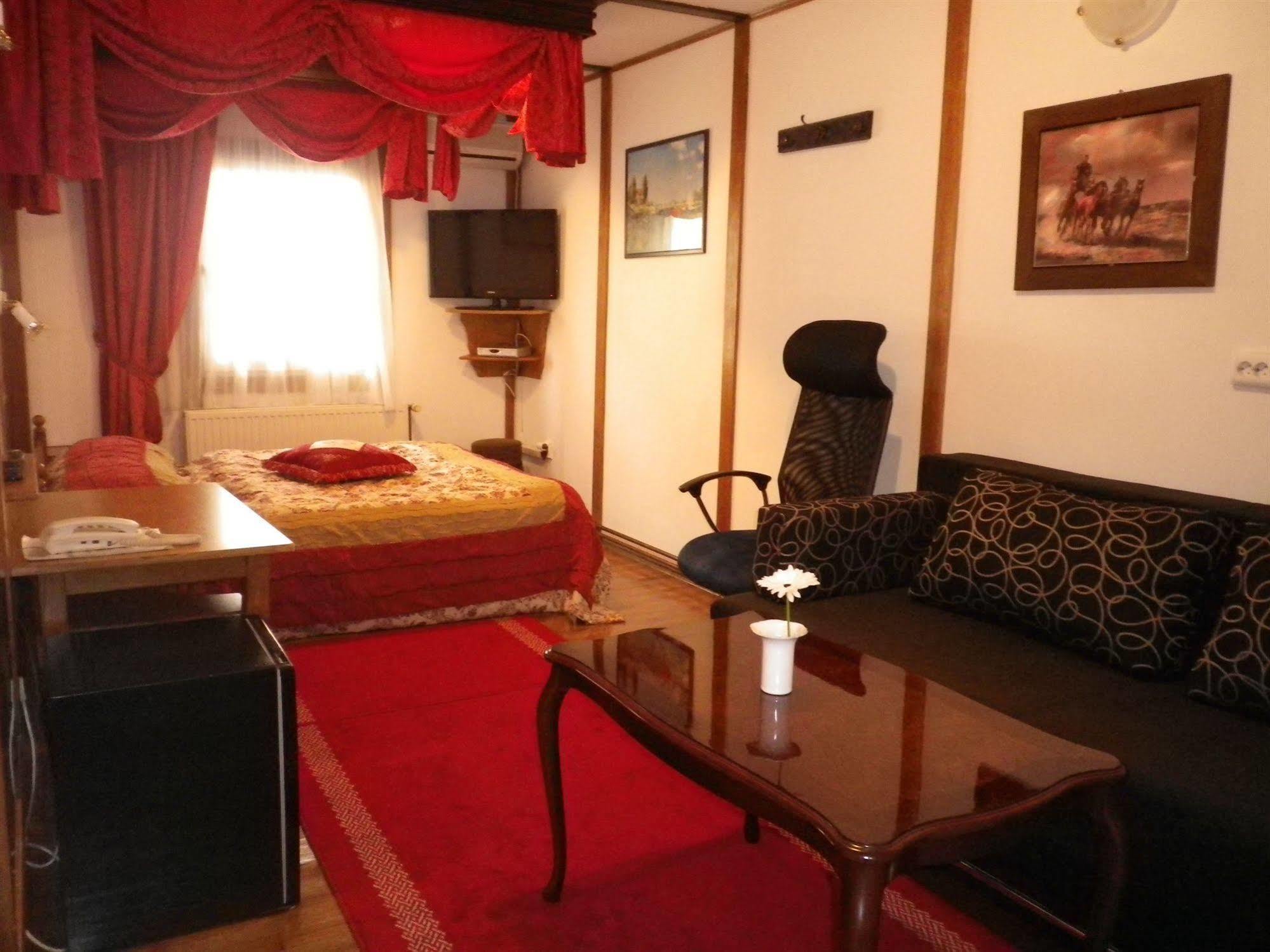 Hotel Garten Slavonski Brod Extérieur photo